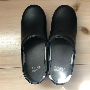 Dansko Leather Clogs Black Size 39